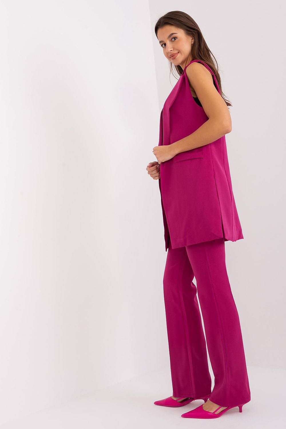 Women trousers model 187462 Italy Moda