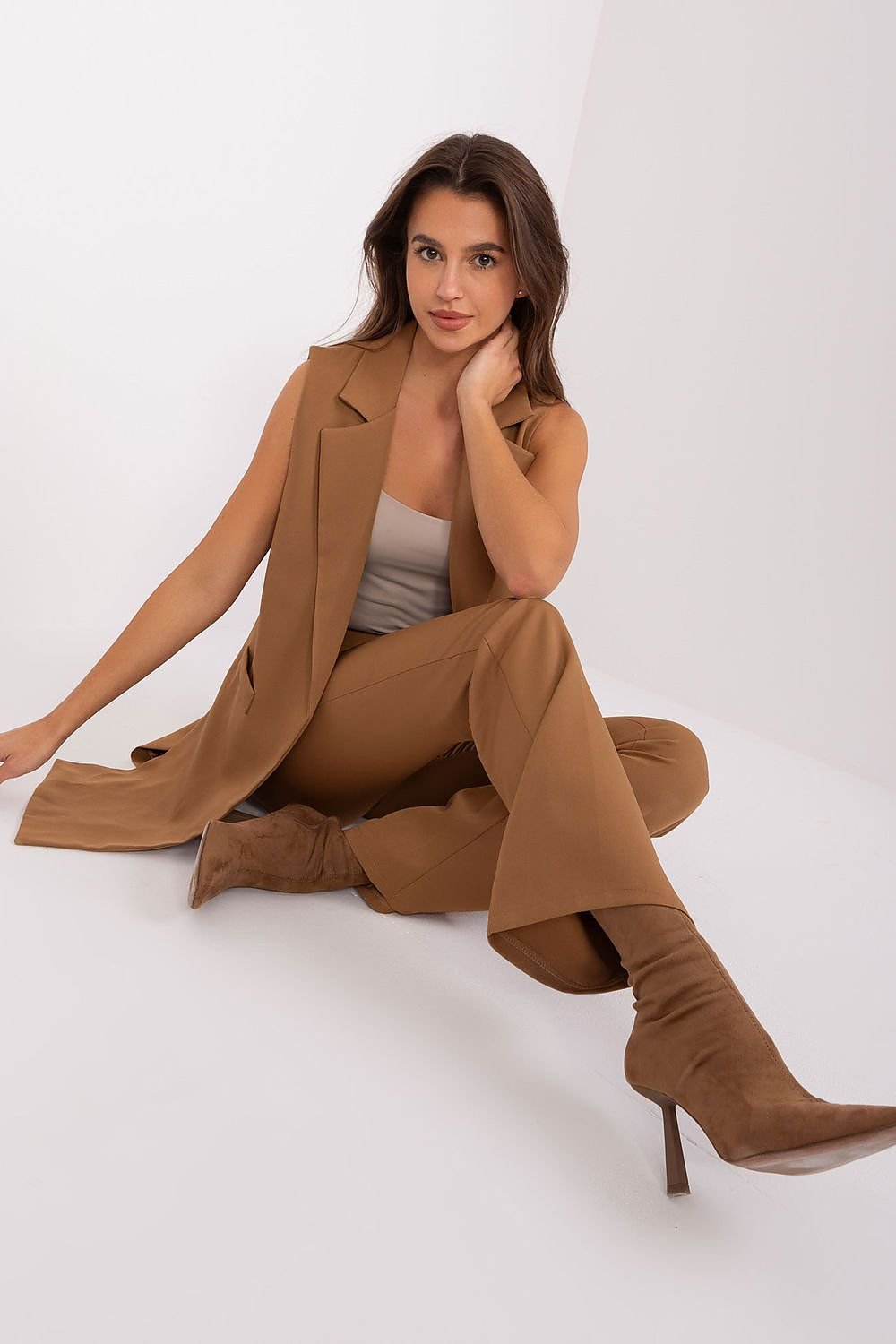 Women trousers model 187462 Italy Moda