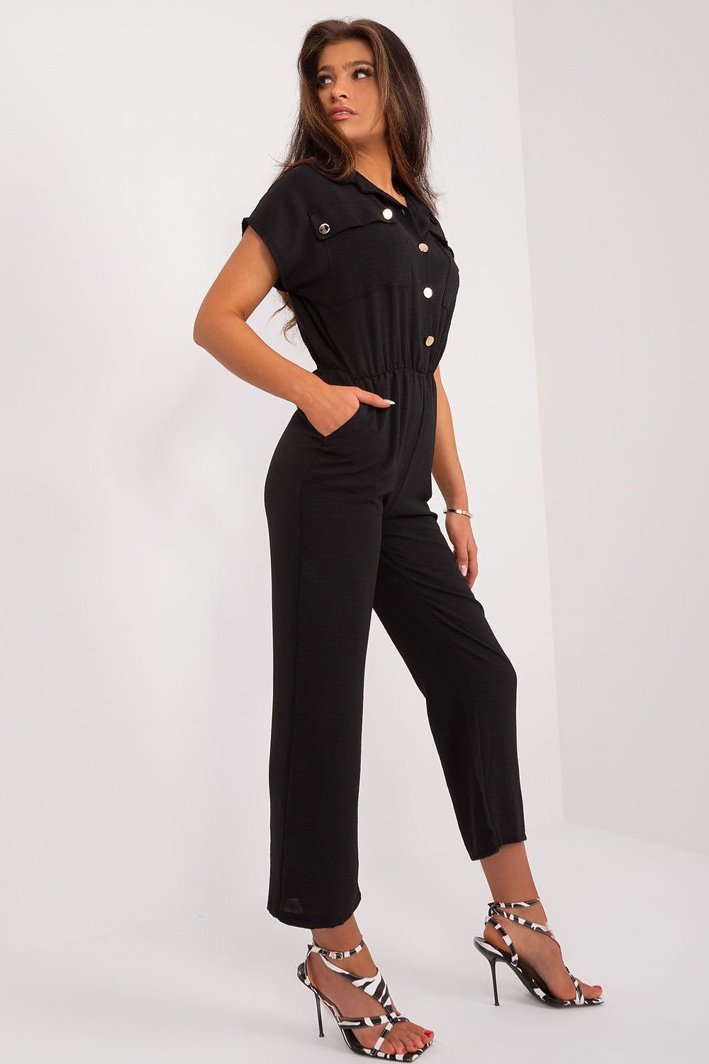 Suit model 196459 Italy Moda