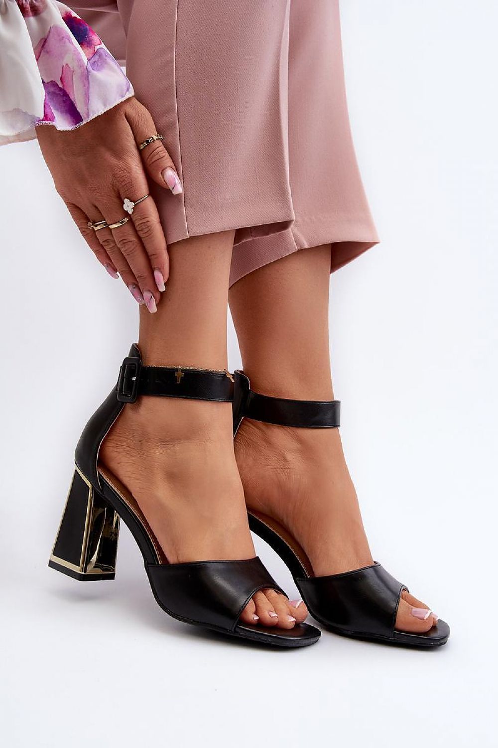 Heel sandals model 197090 Step in style