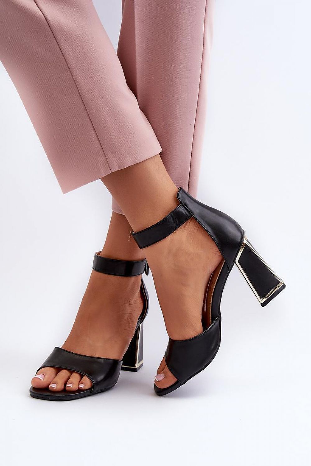 Heel sandals model 197090 Step in style